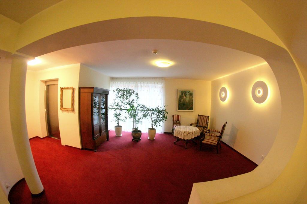 Hotel I Restauracja Złoty Las Dış mekan fotoğraf